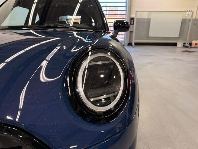 Thumbnail: 2026 MINI Cooper - 9