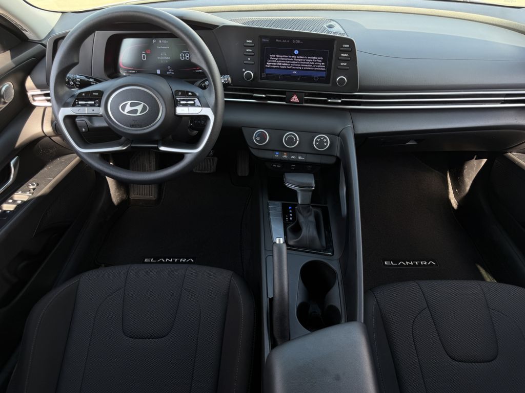 Used 2024 Hyundai Elantra Sedan