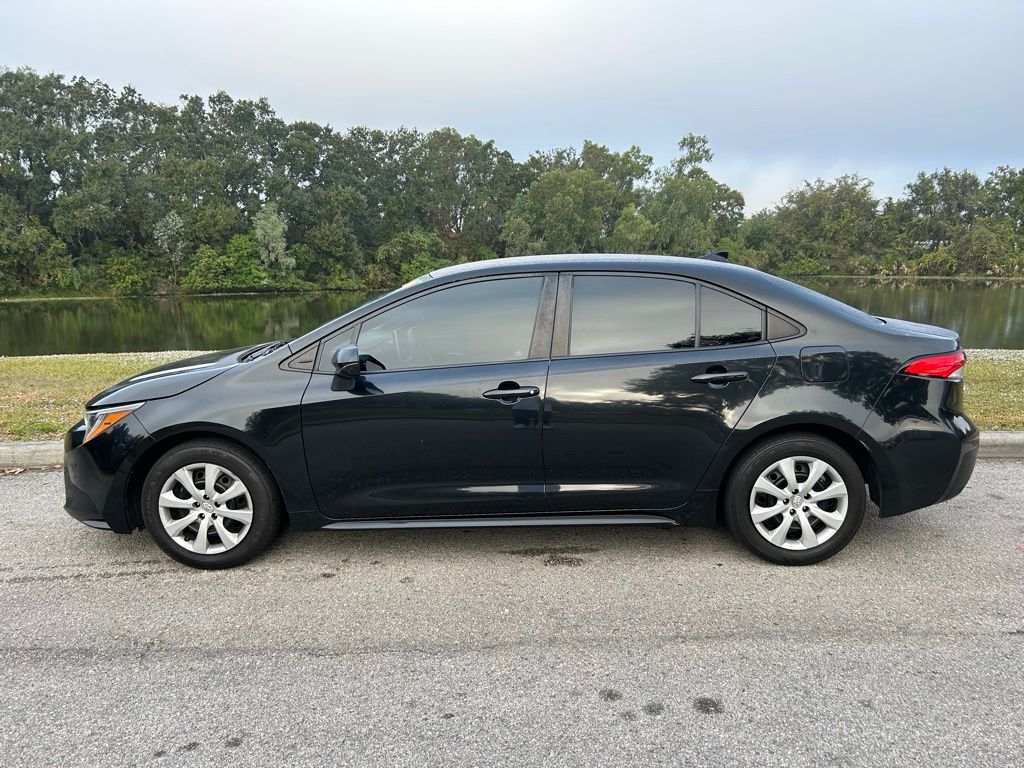 Thumbnail: 2021 Toyota Corolla - 2