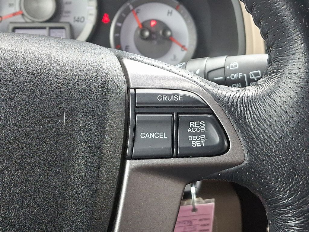 Thumbnail: 2013 Honda Pilot - 24