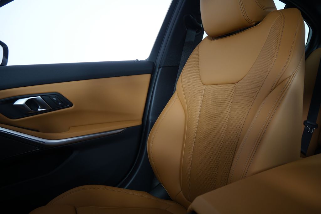 Thumbnail: 2026 BMW 3 Series - 23