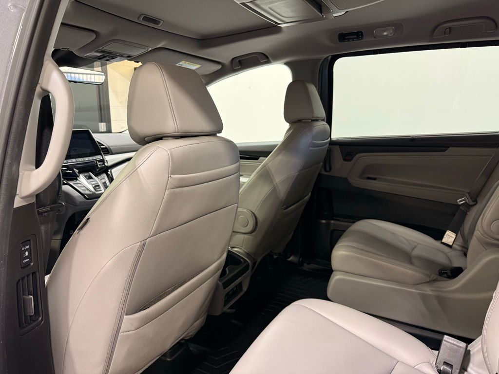 Thumbnail: 2023 Honda Odyssey - 19