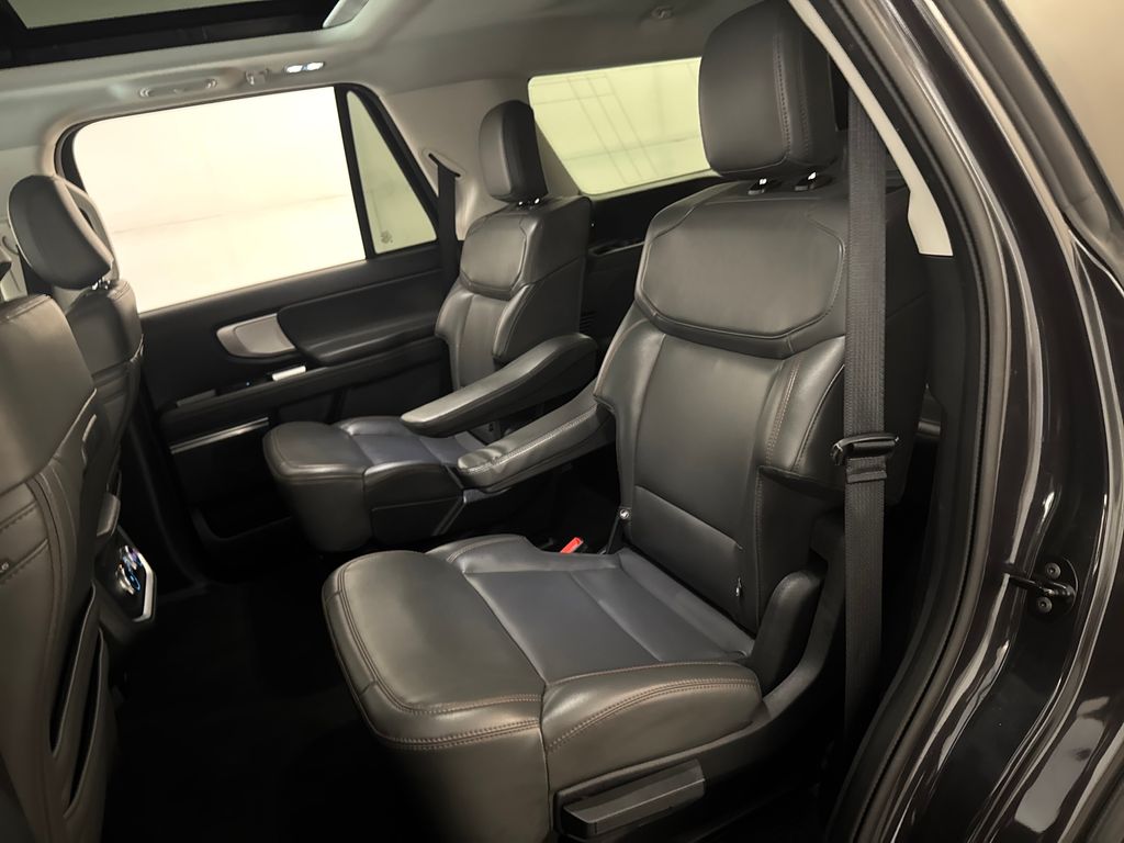 Certified Used 2025 Gray Ford Active image 35
