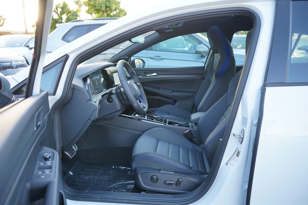 2024 Volkswagen Golf R 7