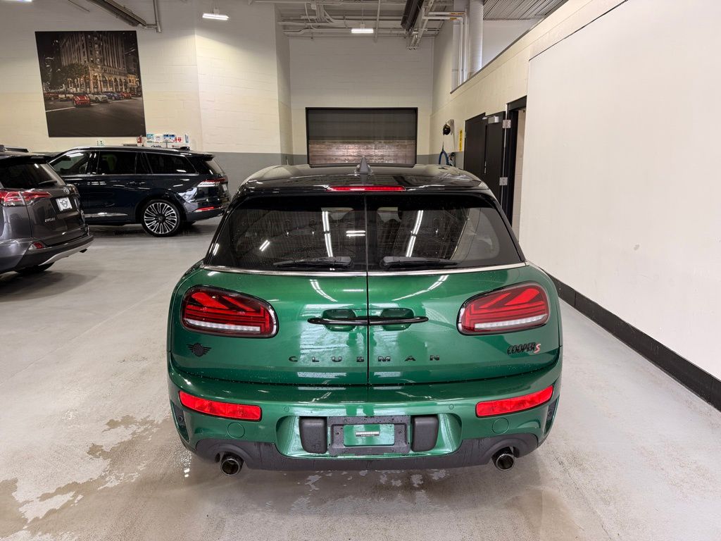 Thumbnail: 2023 MINI Cooper Clubman - 4