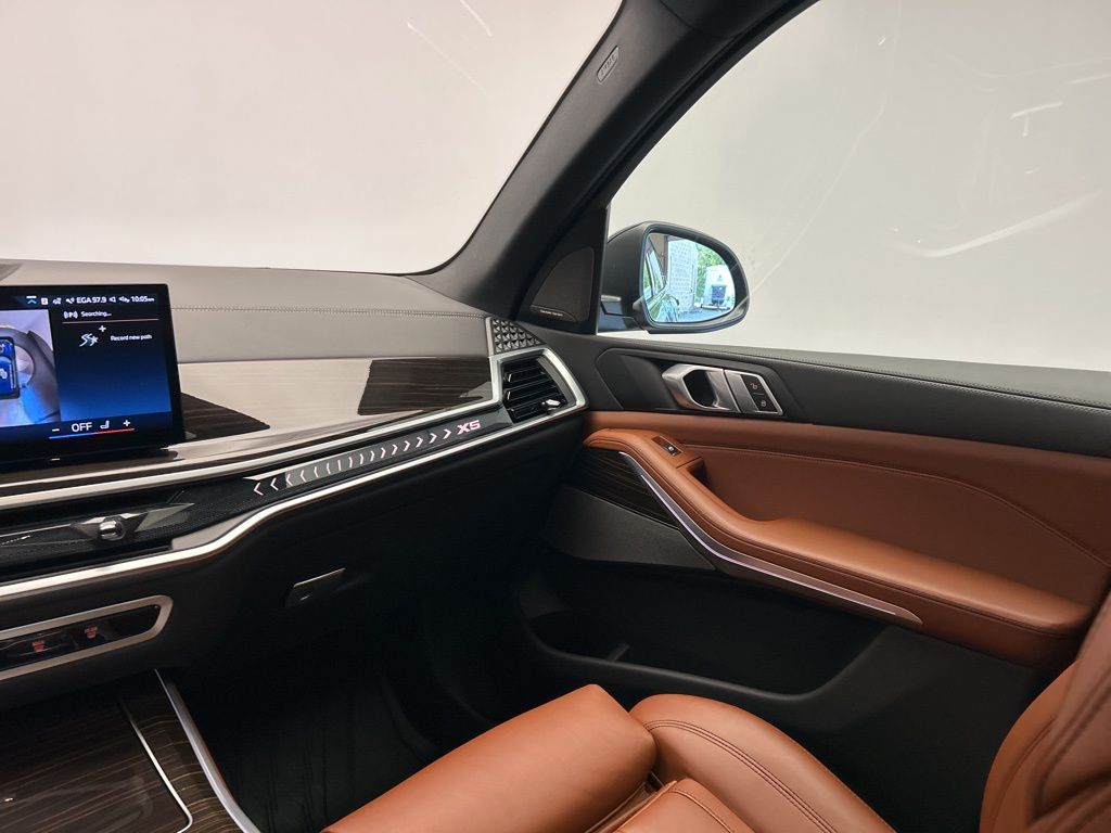 Thumbnail: 2024 BMW X5 - 27