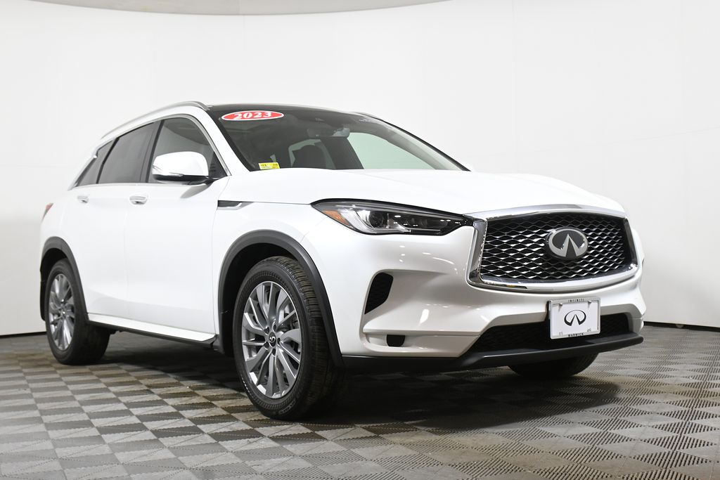 Thumbnail: 2023 INFINITI QX50 - 9
