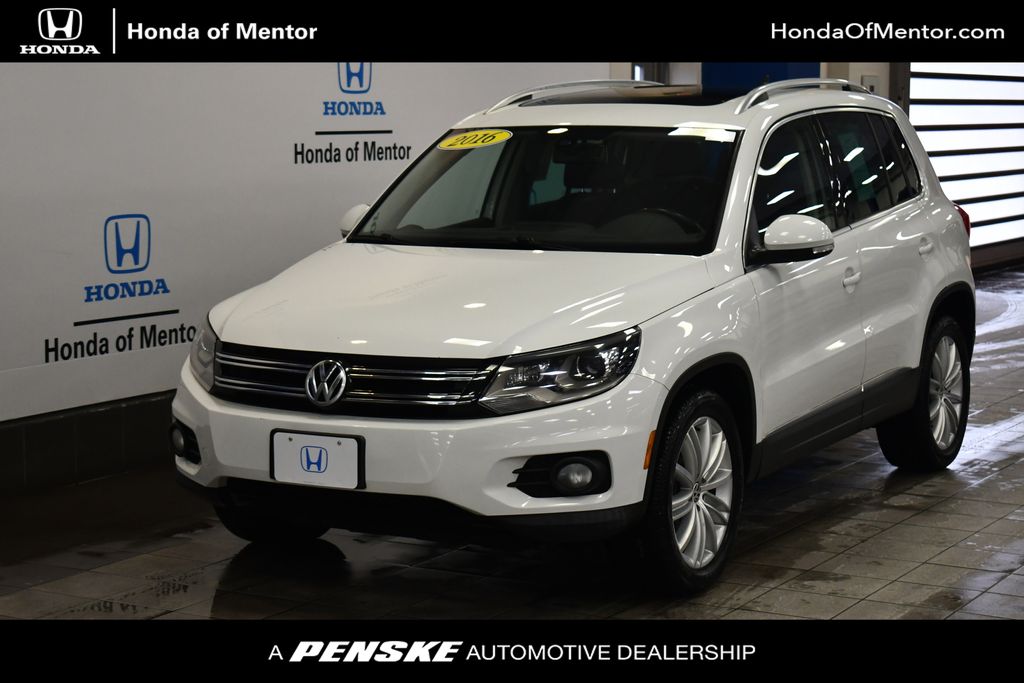 2016 Volkswagen Tiguan SE -
                  Mentor, OH