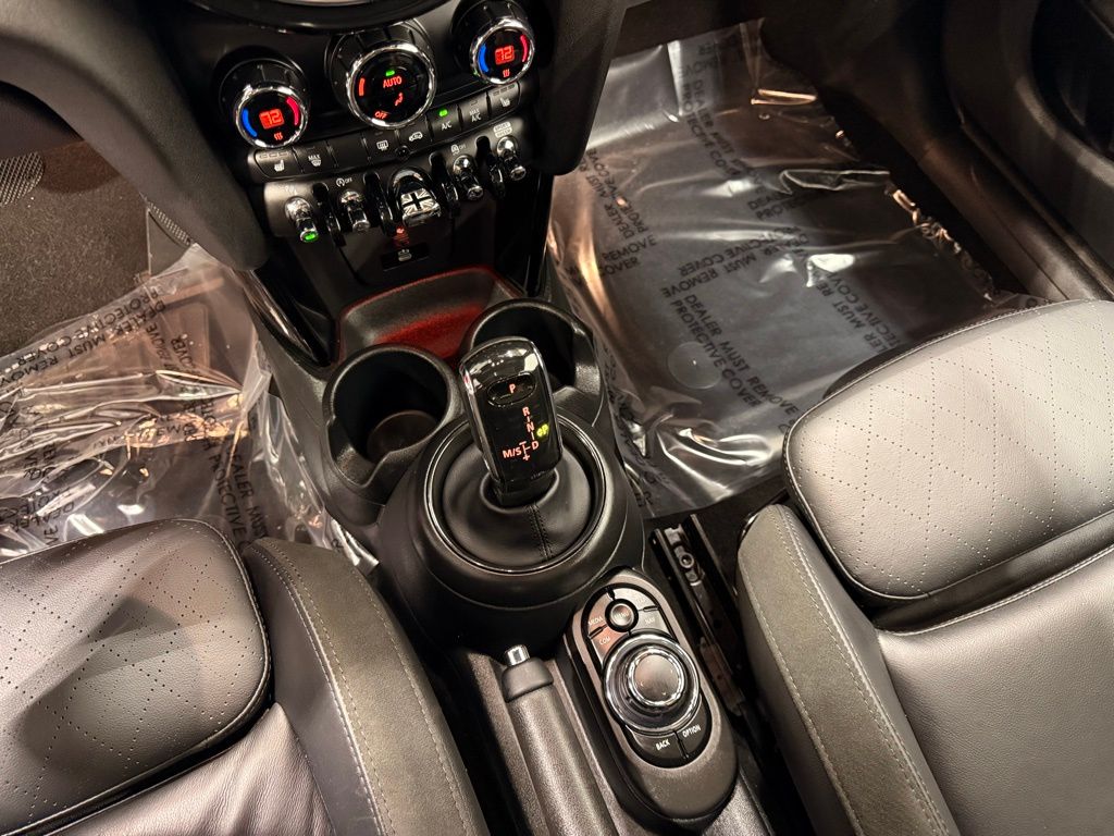 2024 MINI Cooper S 19