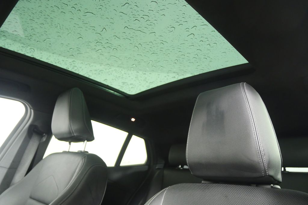 Thumbnail: 2024 BMW X2 - 12