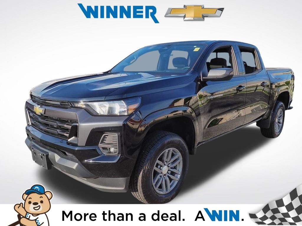 Black 2024 Chevrolet Colorado Pickup Truck Four-Wheel Drive 8-Speed Automatic