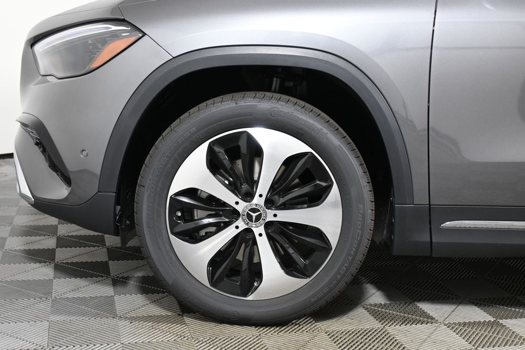 Thumbnail: 2026 Mercedes-Benz GLA - 11