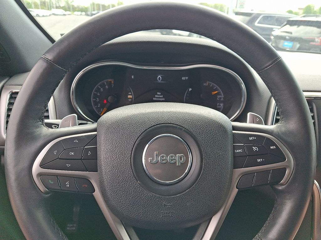 2017 Jeep Grand Cherokee — photo 19