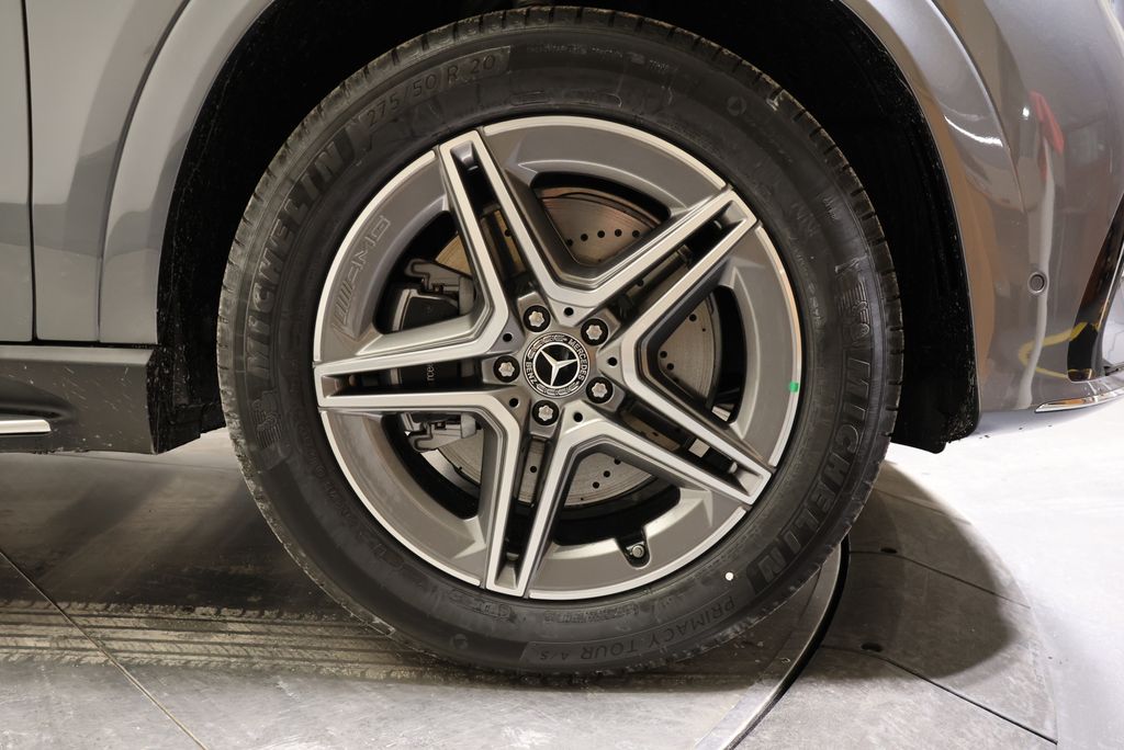 Thumbnail: 2026 Mercedes-Benz GLE - 16