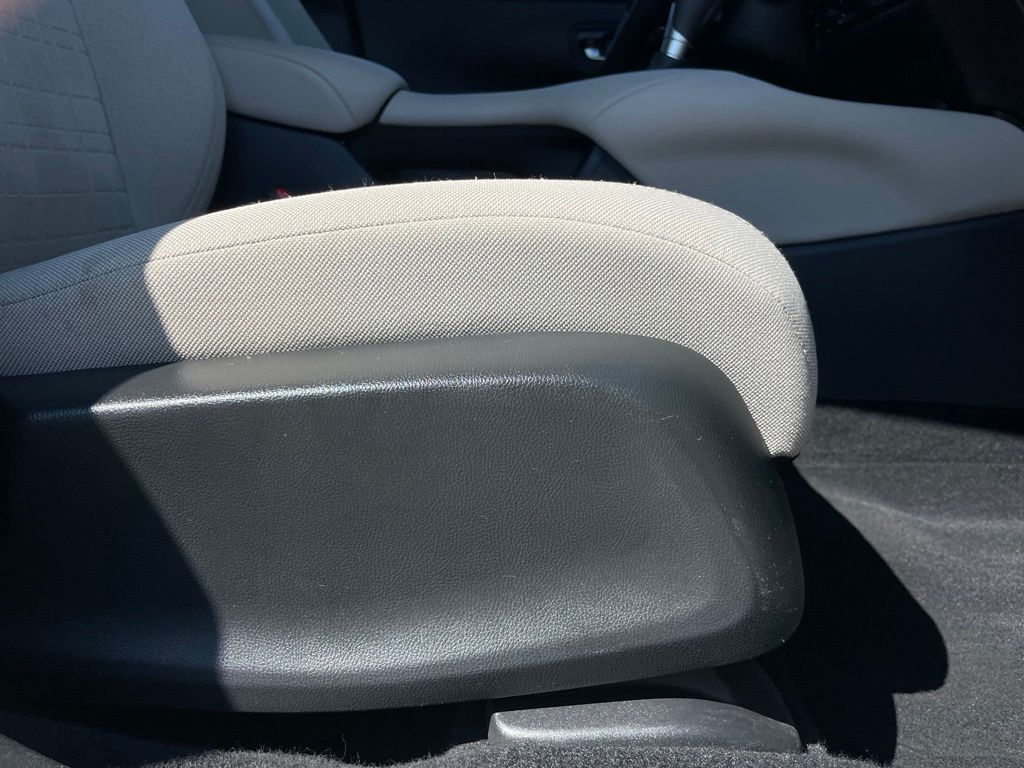 Thumbnail: 2026 Honda HR-V - 30