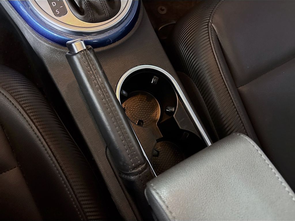 2017 Volkswagen Beetle 1.8T SE