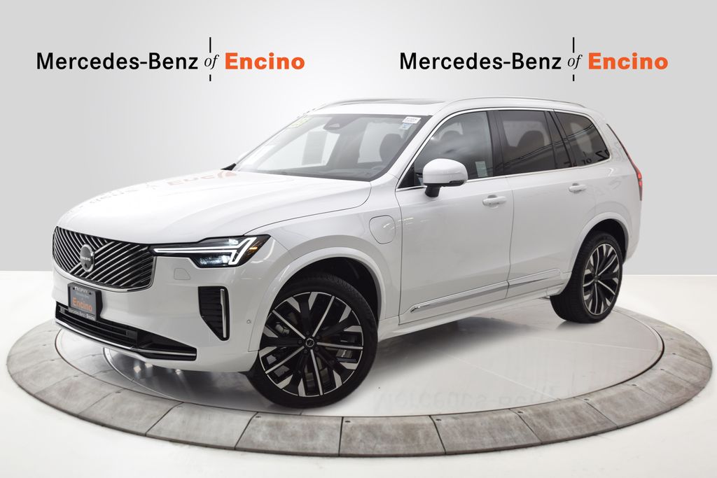 Crystal White 2025 Volvo XC90 SUV / Crossover All-Wheel Drive Automatic
