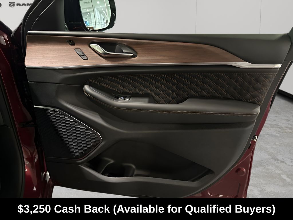 New Car 2025 Jeep Grand Cherokee  Summit For Sale Under $60,000 In Austin, Texas