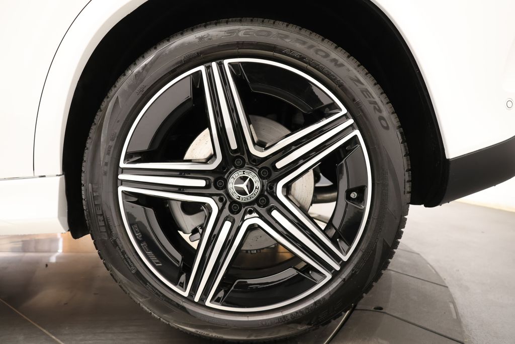 Thumbnail: 2026 Mercedes-Benz GLE - 12