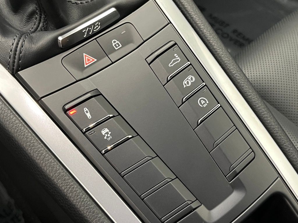 2023 Porsche 718 Cayman  14