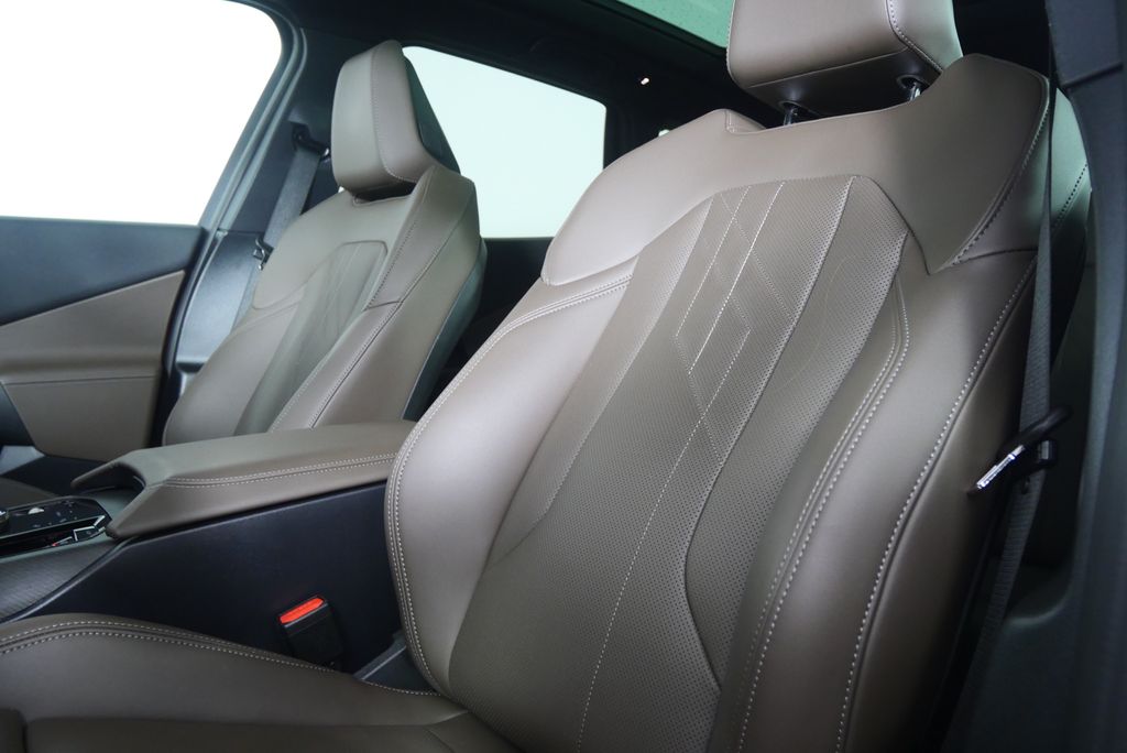 Thumbnail: 2025 BMW X3 - 10