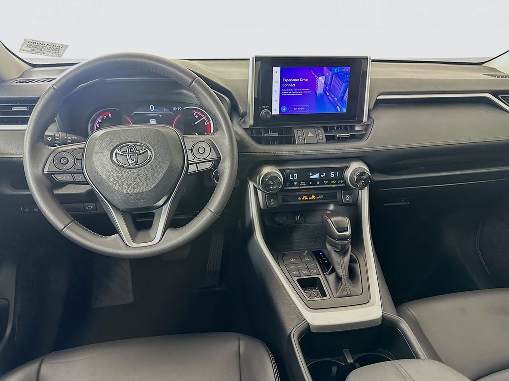 Thumbnail: 2025 Toyota RAV4 - 23
