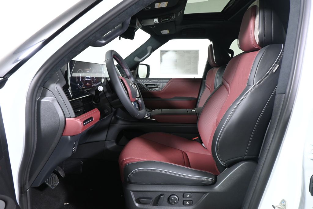 Thumbnail: 2027 INFINITI QX80 - 3