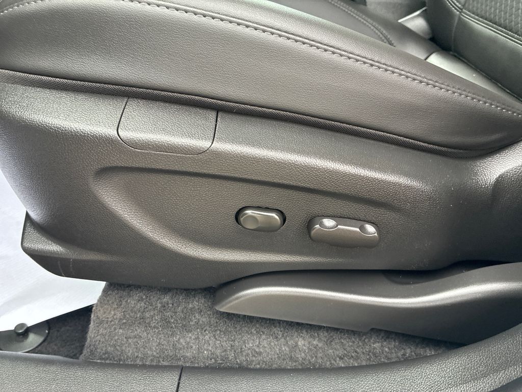 2022 Buick Encore Preferred - 11