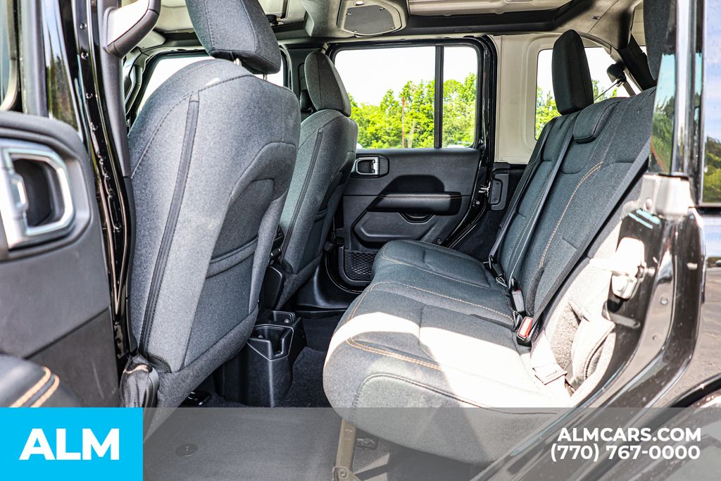 Used 2025 Black Jeep Sahara / MT Certified image 19