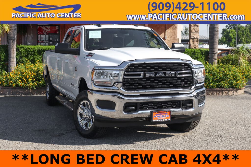 Bright White Clearcoat 2022 RAM 3500 Big Horn Crew Cab LB 4WD Pickup Truck Four-Wheel Drive 6-Speed Automatic