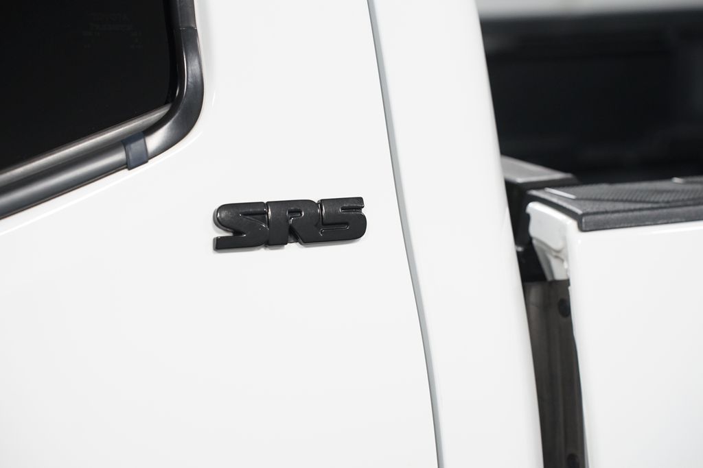 Thumbnail: 2021 Toyota Tacoma - 11