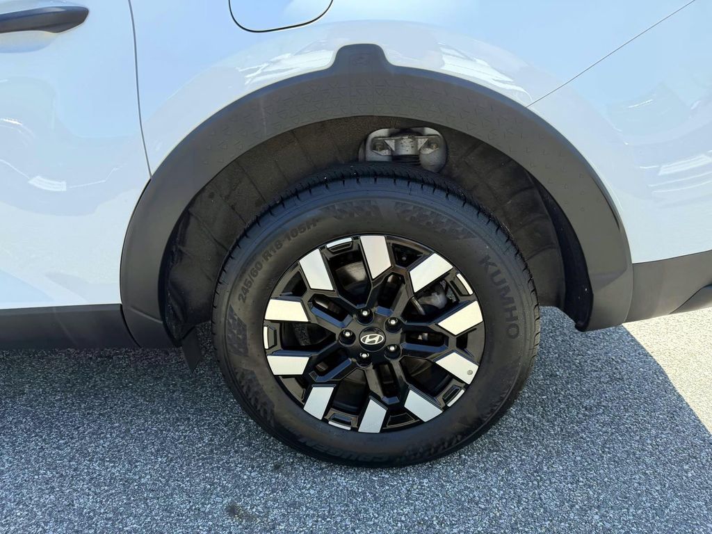 Used 2025 Hyundai Santa Cruz Truck