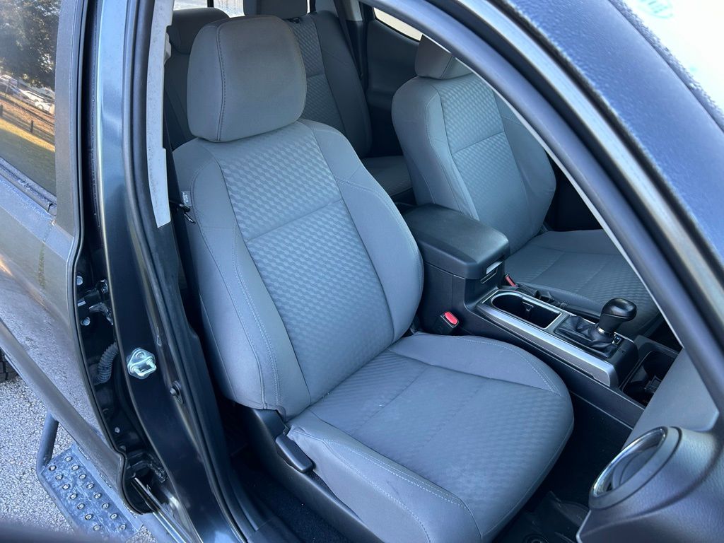 Thumbnail: 2022 Toyota Tacoma - 15