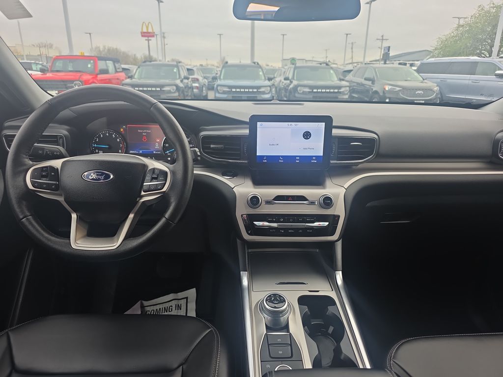 Certified Used 2024 Blue Ford XLT image 23