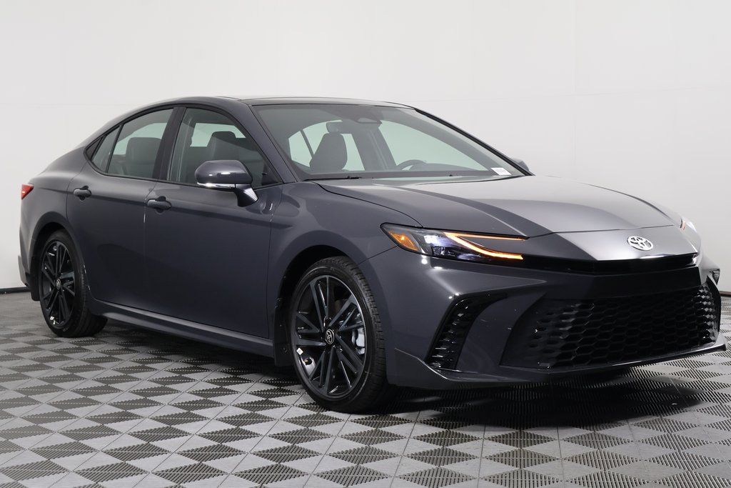 Thumbnail: 2025 Toyota Camry - 3