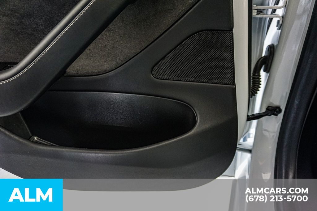 Used 2018  Tesla Long Range image 53