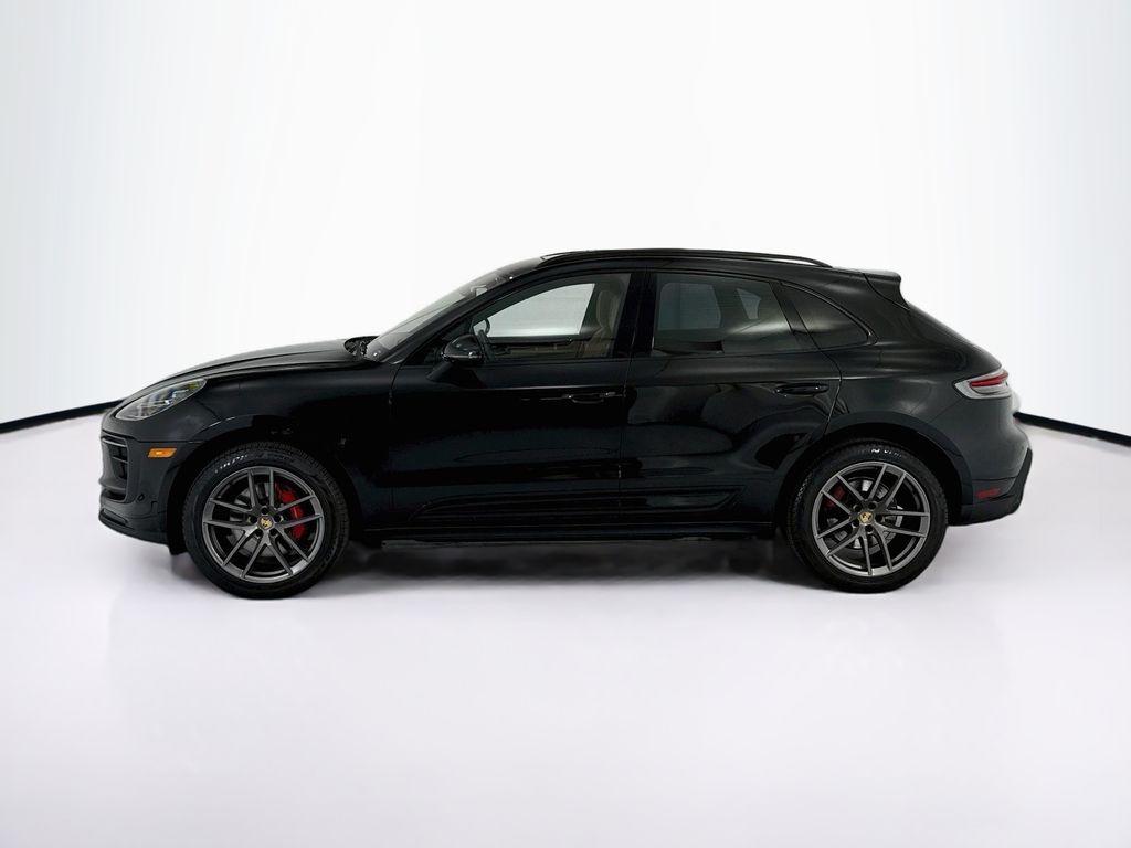 Thumbnail: 2025 Porsche Macan - 2