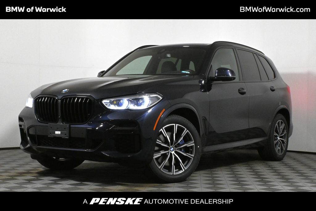 2023 BMW X5 xDrive40i Hero Image