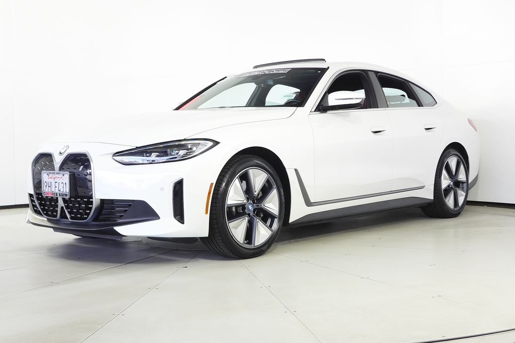 Thumbnail: 2023 BMW i4 - 2
