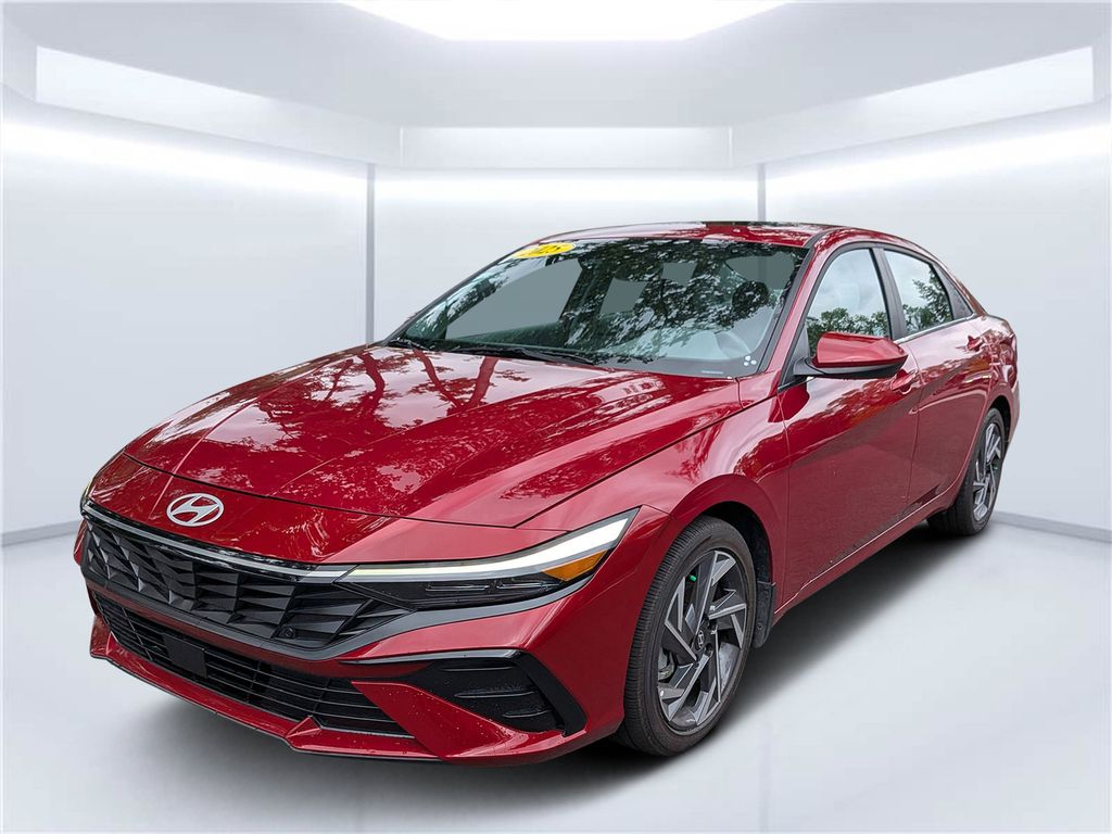 2025 Hyundai Elantra SEL - Photo 7