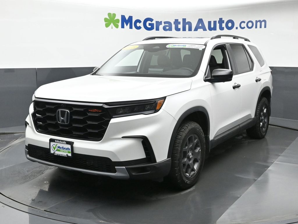 Certified Used 2025 White Honda TrailSport image 22