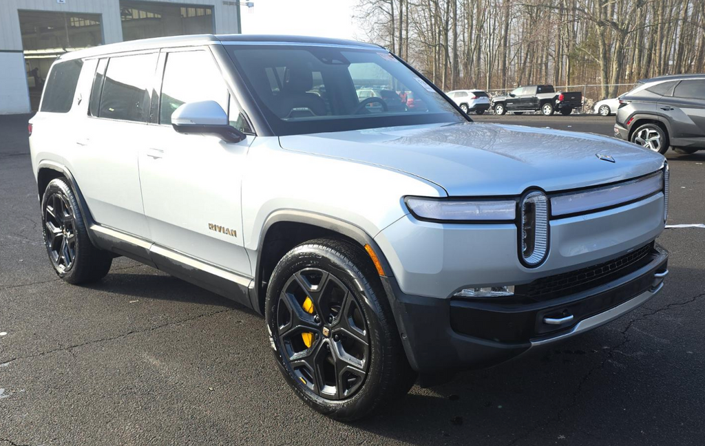 2023 Rivian R1S Adventure Quad Motor AWD