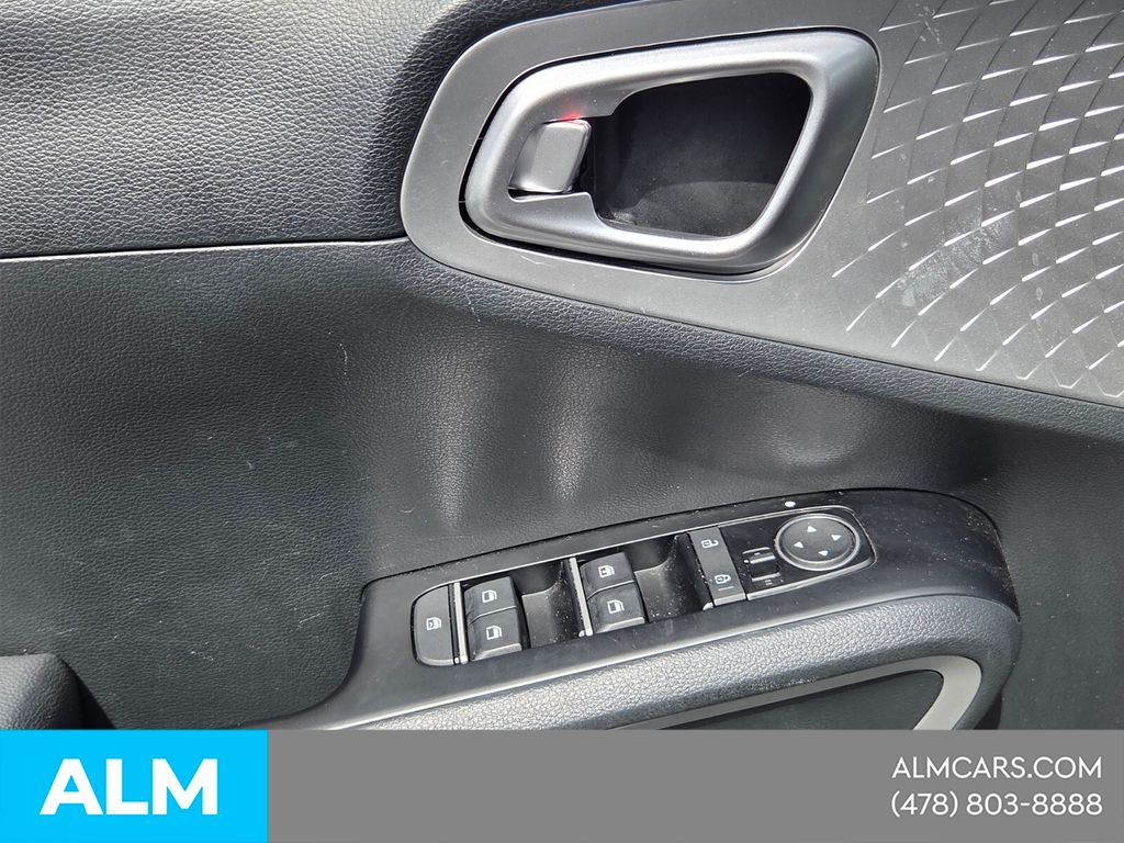Used 2025 Black Kia LX image 30