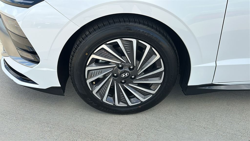2025 Hyundai Sonata Hybrid SEL - 5