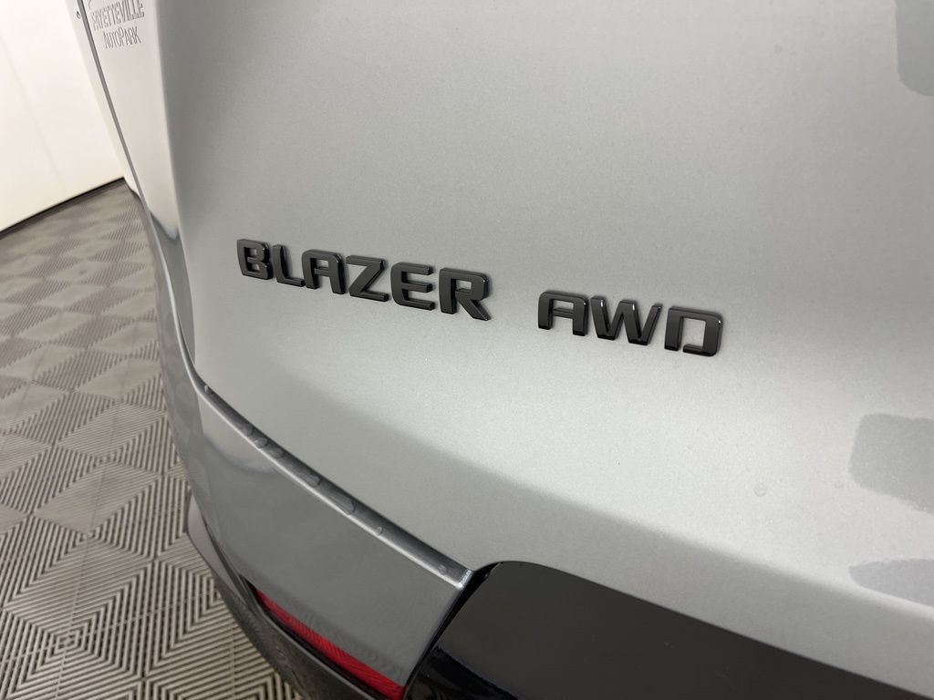 Thumbnail: 2025 Chevrolet Blazer - 20