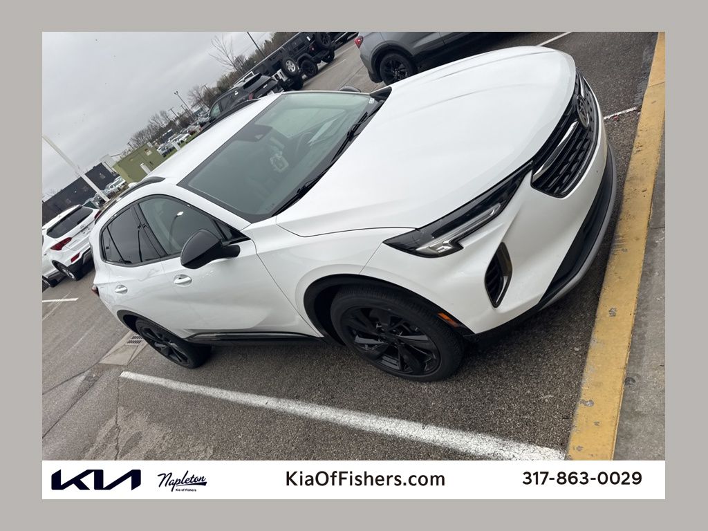 Summit White 2021 Buick Envision Essence FWD SUV / Crossover Front-Wheel Drive 9-Speed Automatic