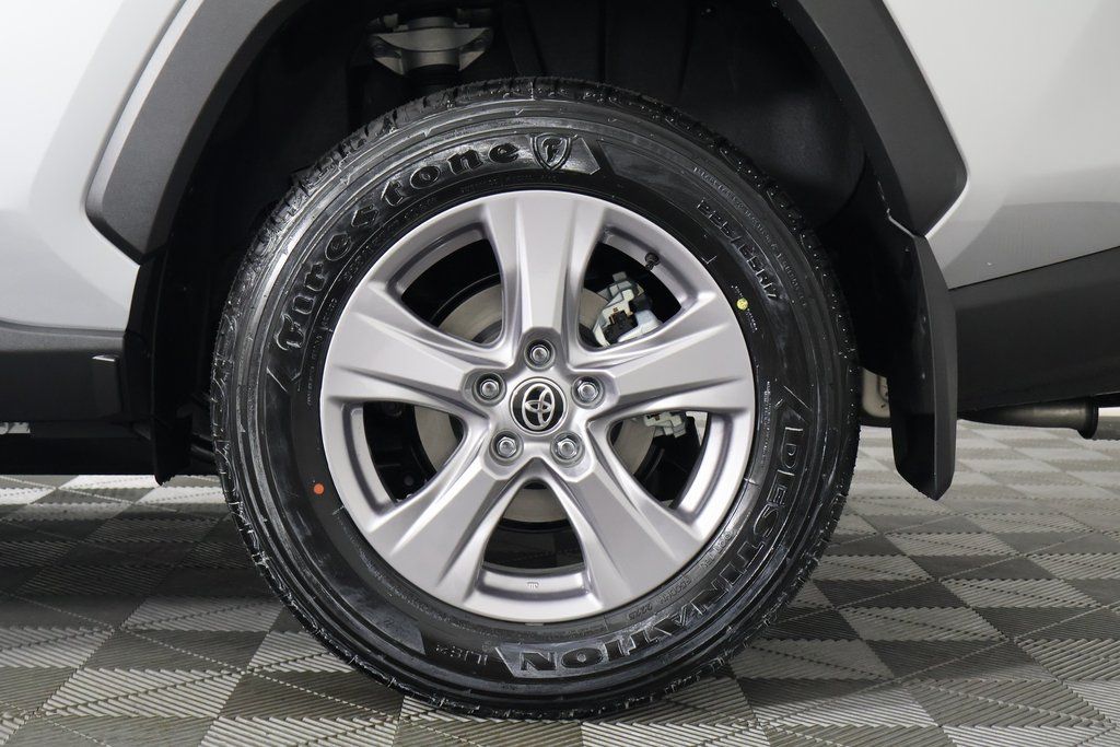 Thumbnail: 2025 Toyota RAV4 - 10