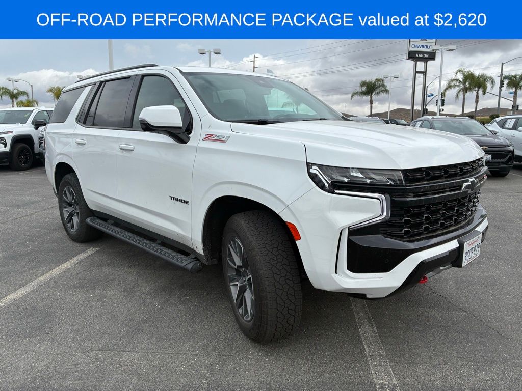 View vehicle photo 3