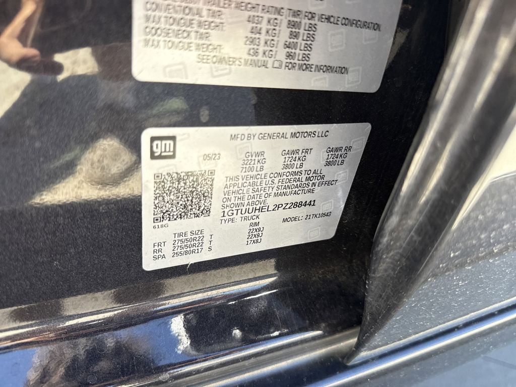 2023 GMC Sierra 1500 Denali Ultimate Silver at DeMontrond Auto Country