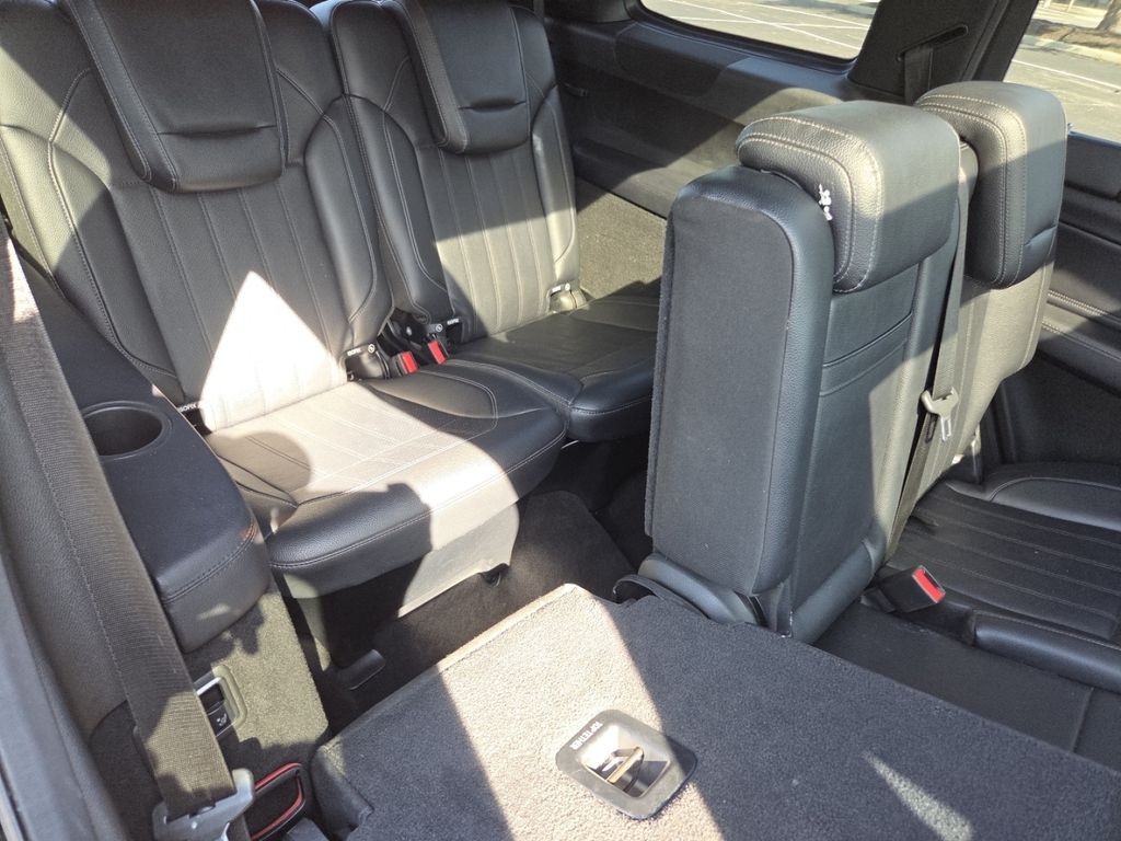 Used 2018 Black Mercedes-Benz GLS 450 image 29